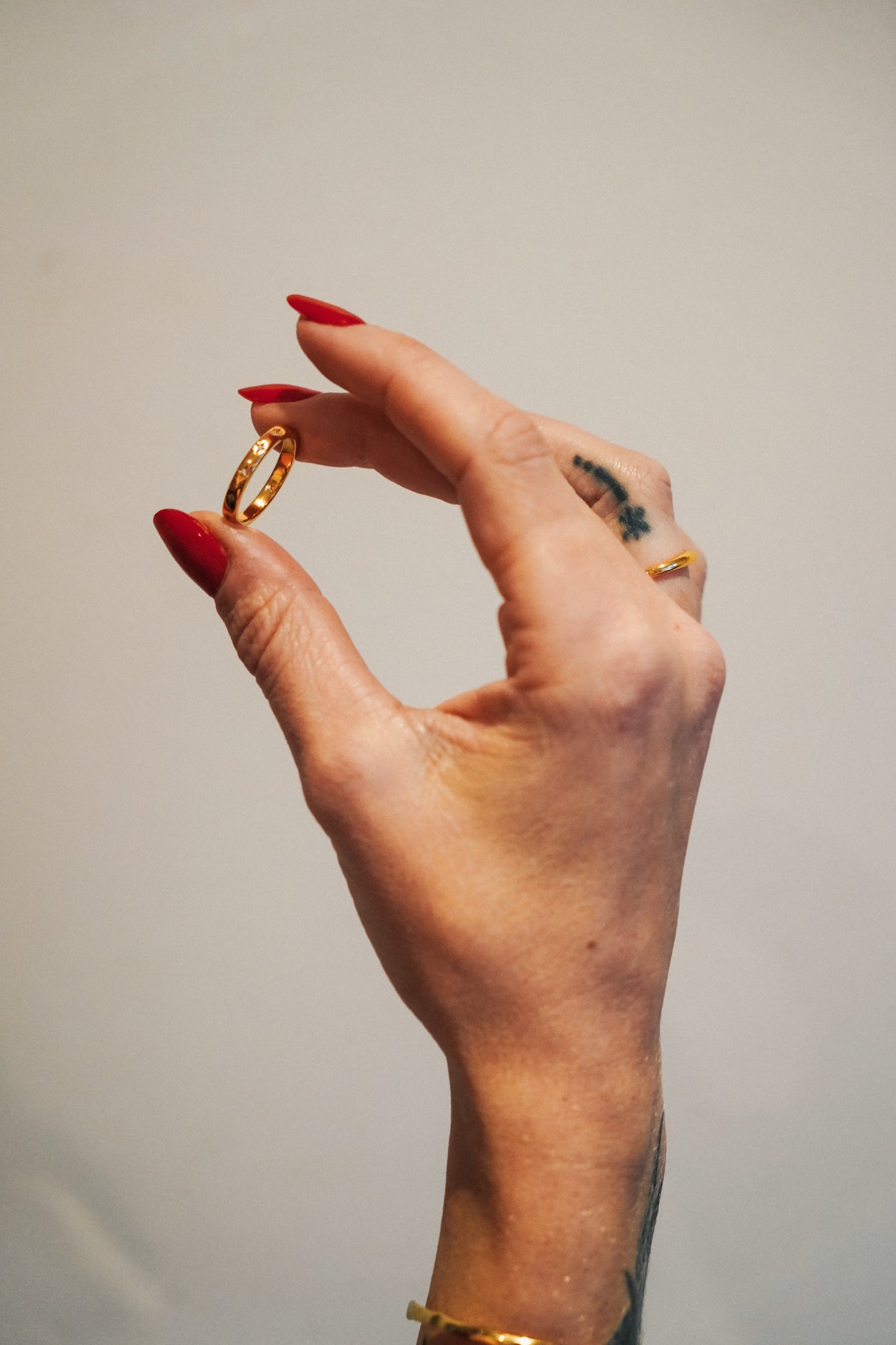 Celeste Star Band Ring