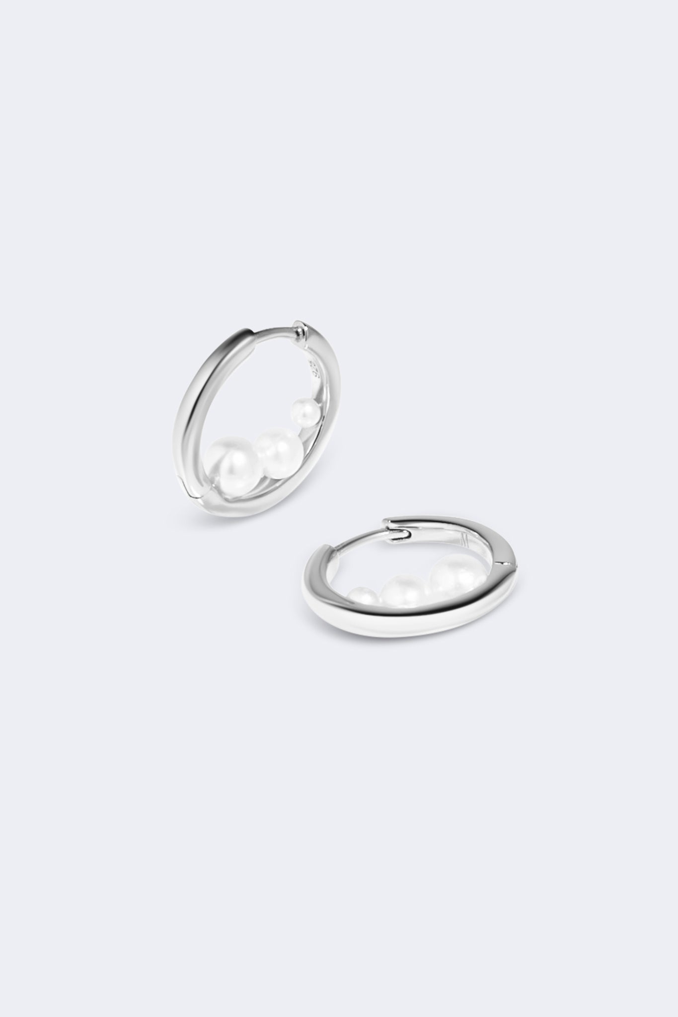 Delphine Pearl Huggies