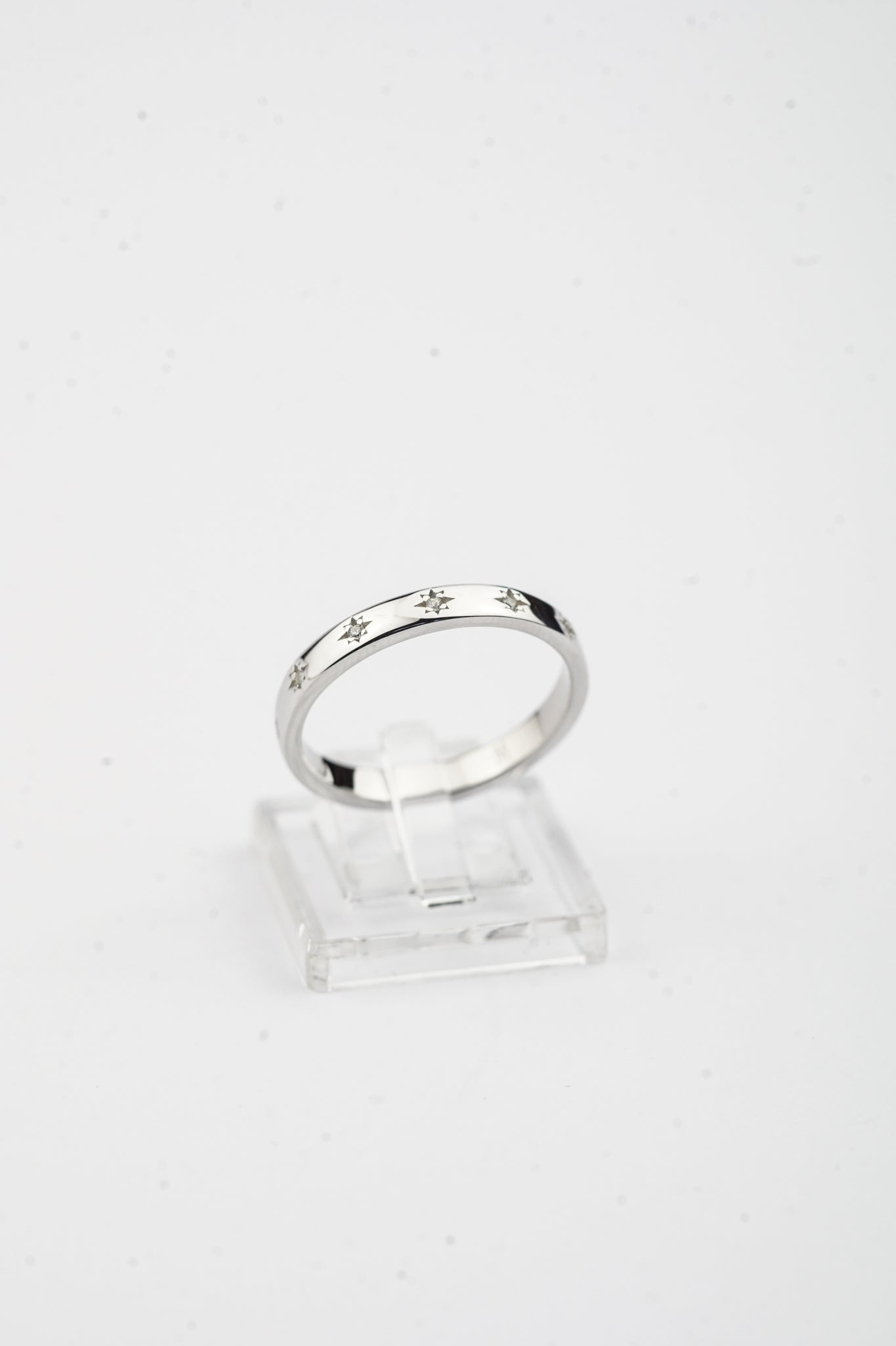 Celeste Star Band Ring