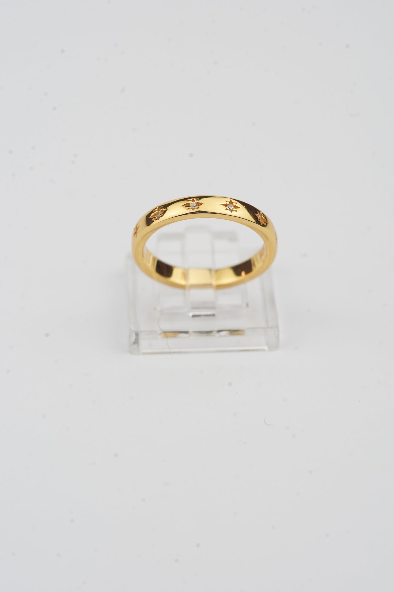 Celeste Star Band Ring