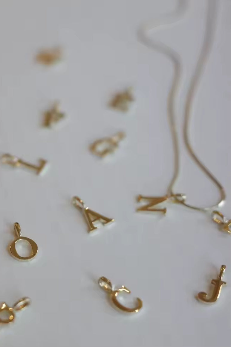 Plain Letter Alphabet A-Z pendant & chain MarauxJewellery