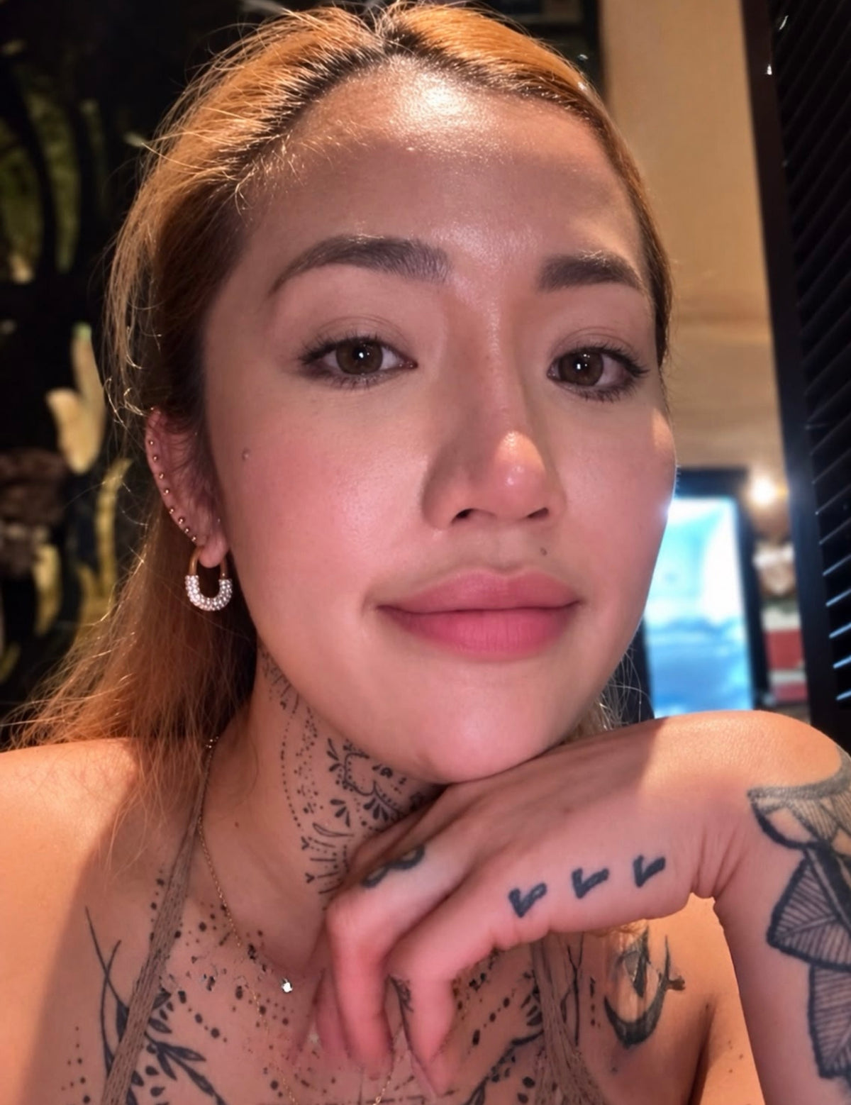 Chloé Oval Earrings