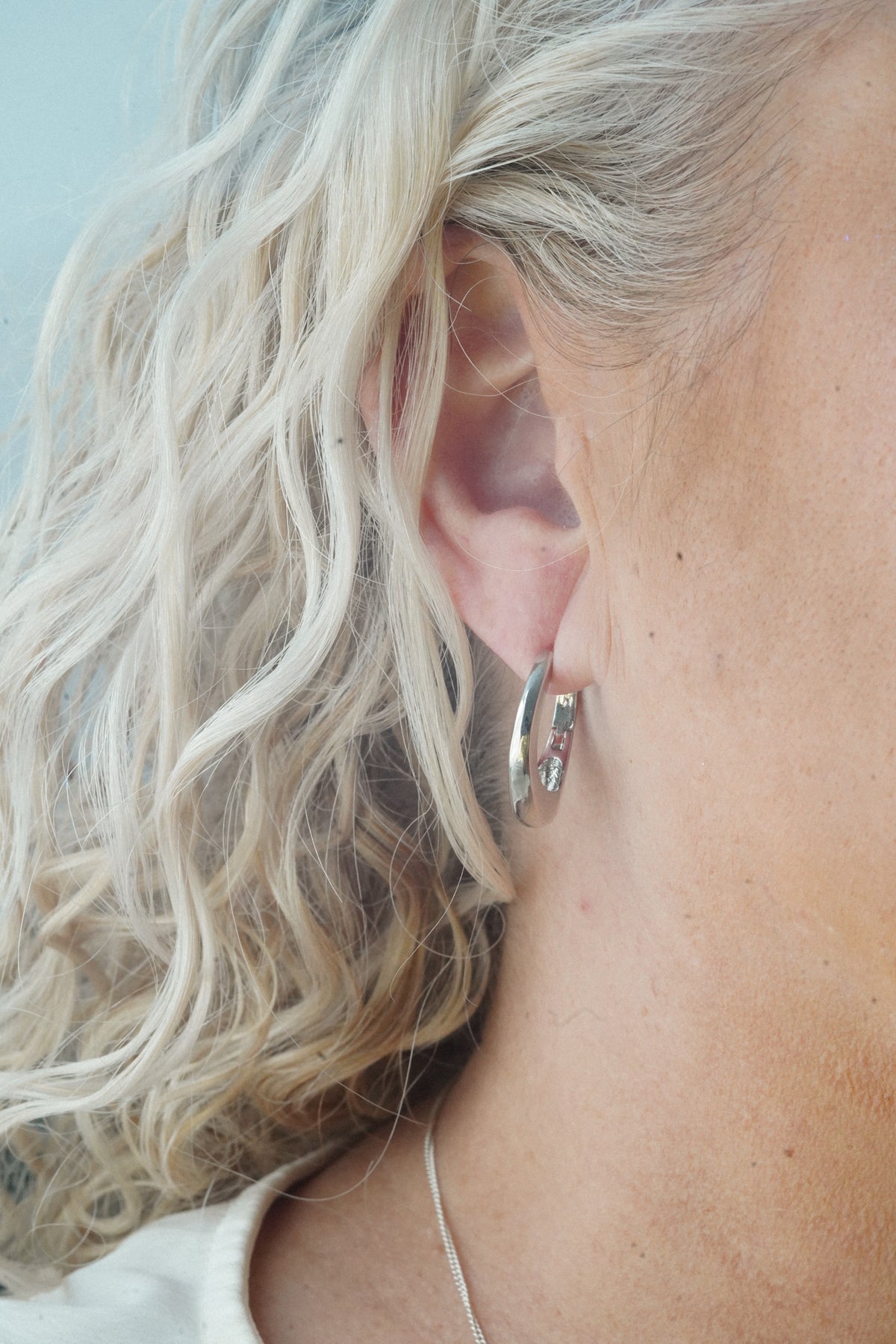 Dana Chunky Hoop Earrings