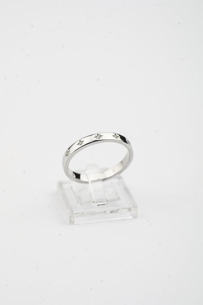 Celeste Star Band Ring
